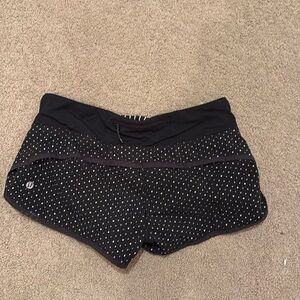 Lululemon women’s shorts